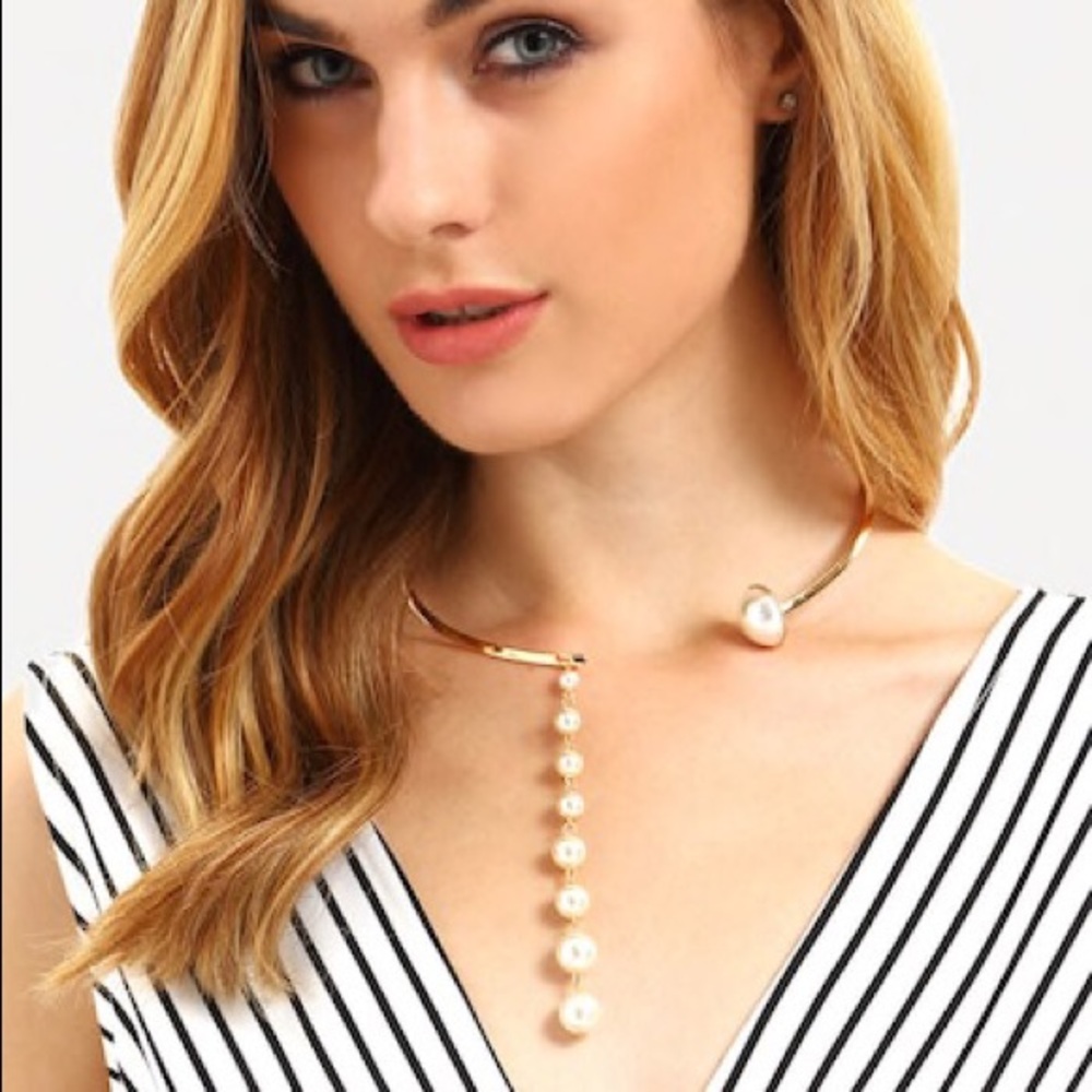 Pearl necklace